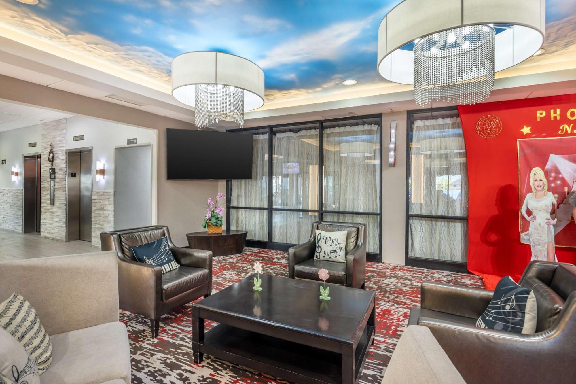 Best Western Downtown Plus Music Row Hotel 3*